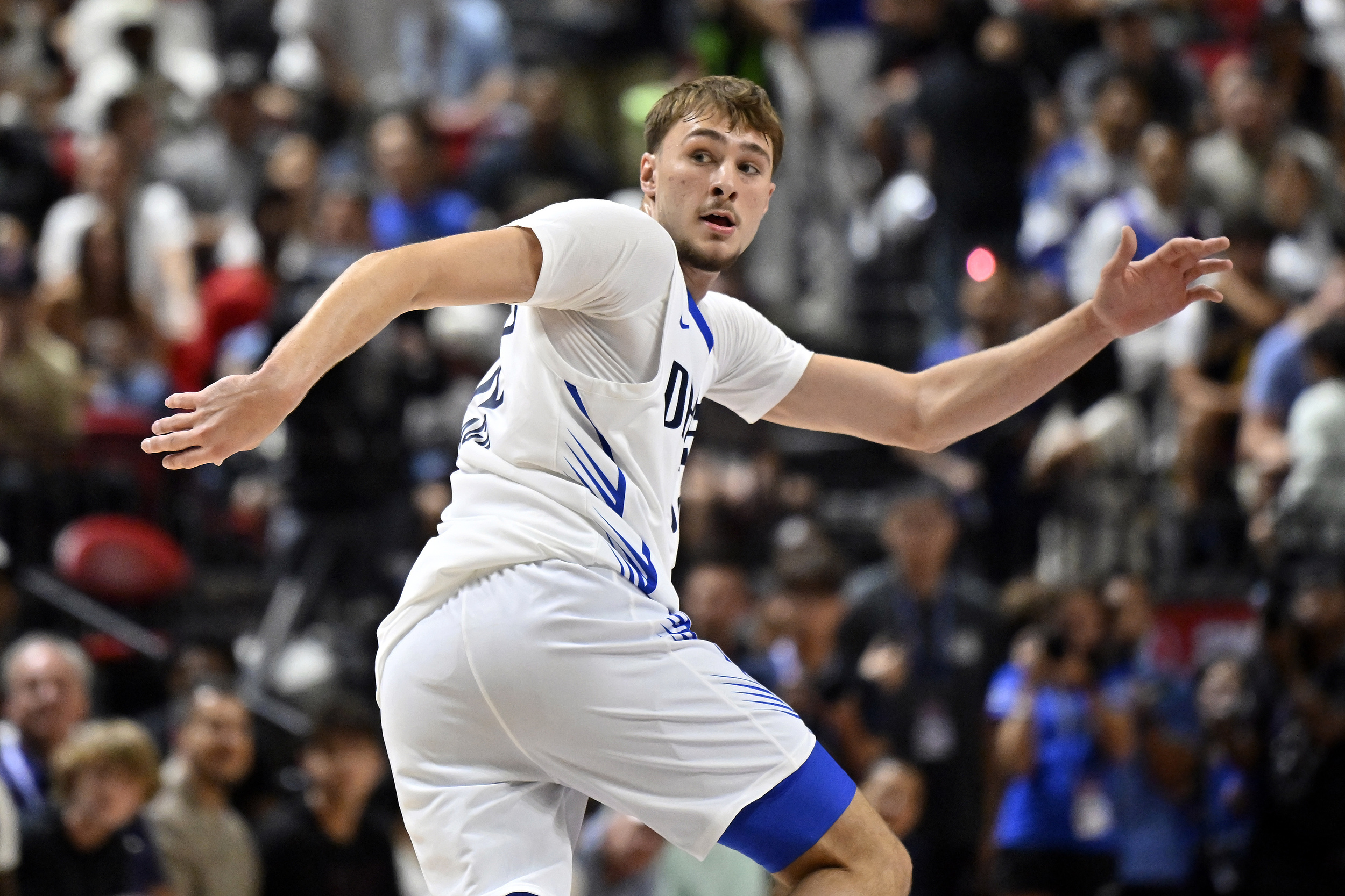 盘点五位夏联首秀&amp;quot;拉胯&amp;quot;的NBA状元：弗拉格23.8%的命中率都算第二准了！