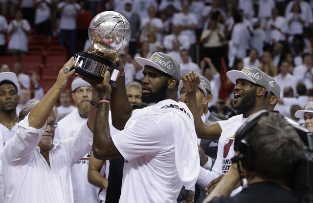 足球世界赛-奥登：我个人的GOAT是大卫-罗宾逊 等詹姆斯退役后他就将成为GOAT