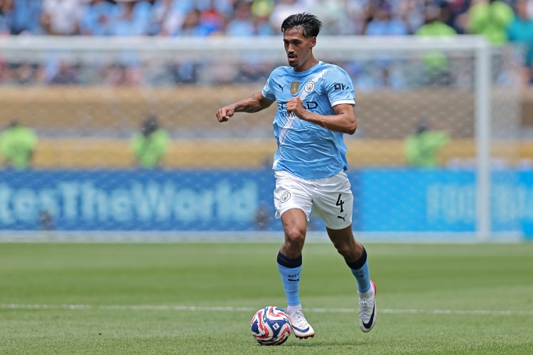 曼晚：赖因德斯让人想起德布劳内，他或许能代表曼城的变化