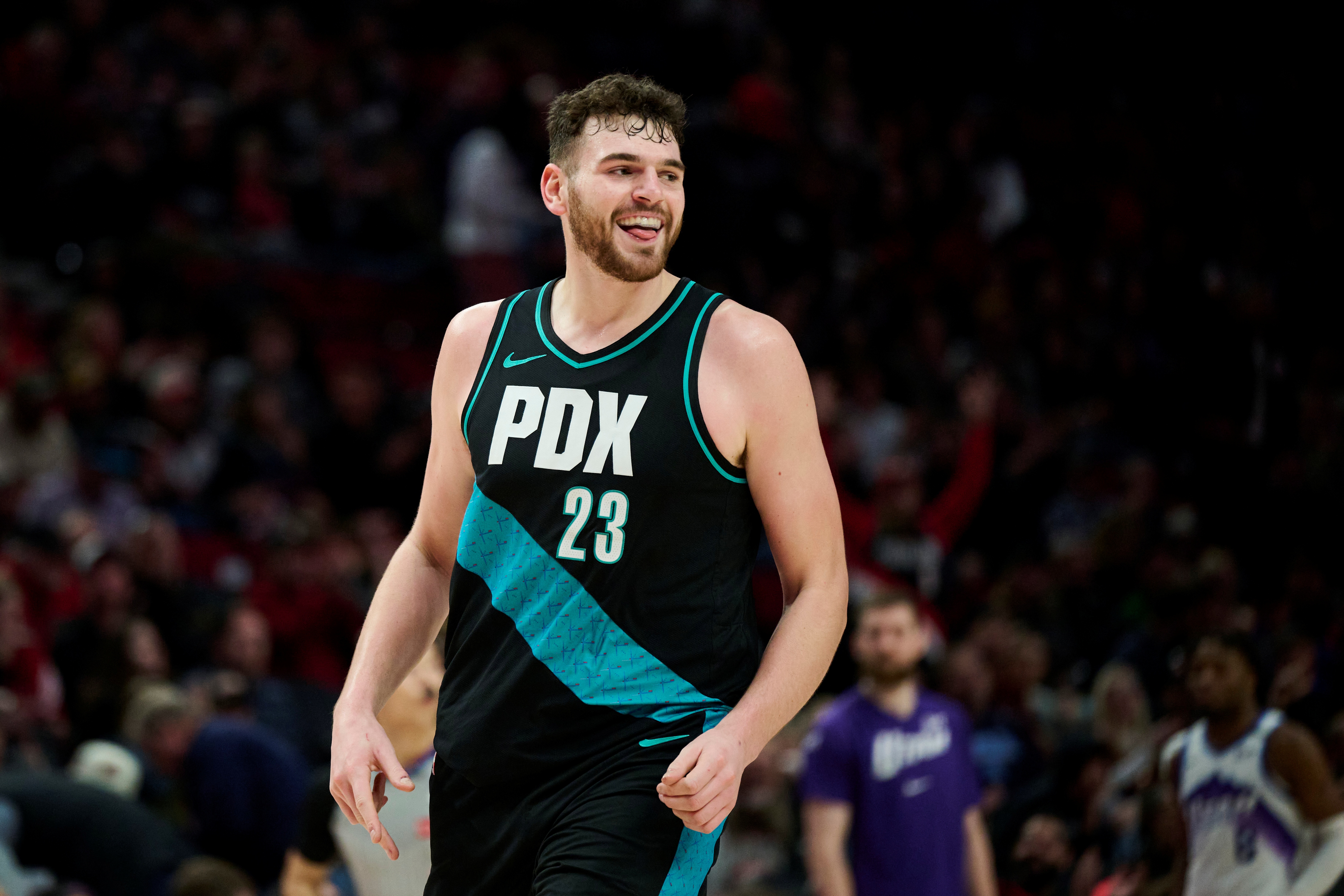 克林根：顶级中锋能打30-35分钟 我也想这样 夏天苦练体能&amp;三分